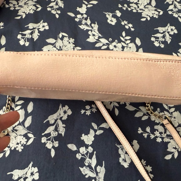 Kate Spade Blush Pink Crossbody Bag with 🎀 – - Picture 6 of 7